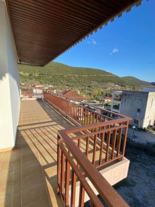 Laki'S House Οροφοδιαμέρισμα Με Σοφίτα Thermo ภายนอก รูปภาพ
